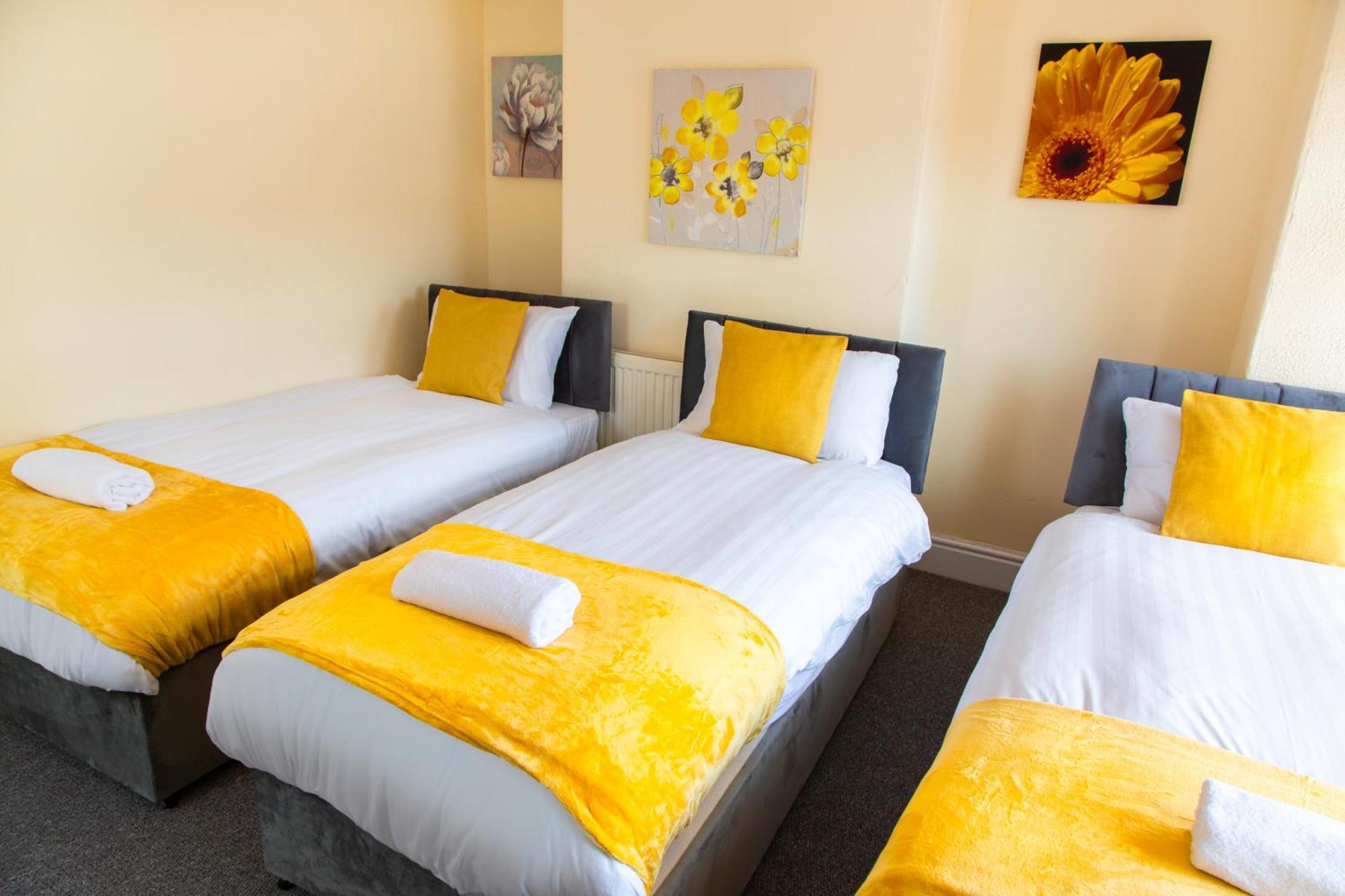Newly Launched 3 Bedroom House With Free Parking Litherland المظهر الخارجي الصورة