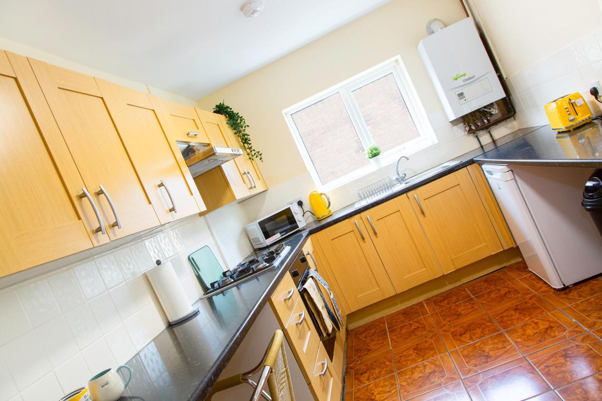 Newly Launched 3 Bedroom House With Free Parking Litherland المظهر الخارجي الصورة